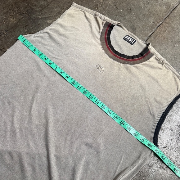 Diesel faded and Contrast Color w/ Diesel Patch sleeveless t shirt - Picture 6 of 9
